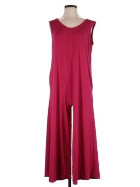 Super cute Lularoe fuchsia jumpsuit —Size small